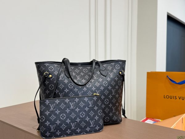 LV Neverfull Shopping Bag