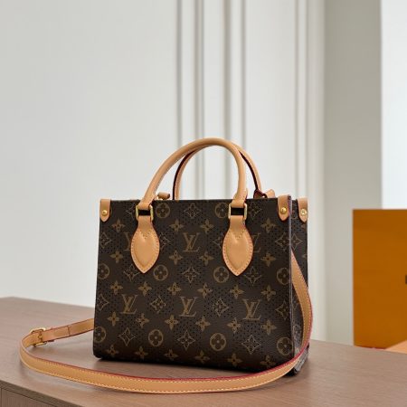LV-Tote-Bag - Image 7