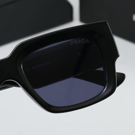 Prada Fashionable Sunglasses - Image 9