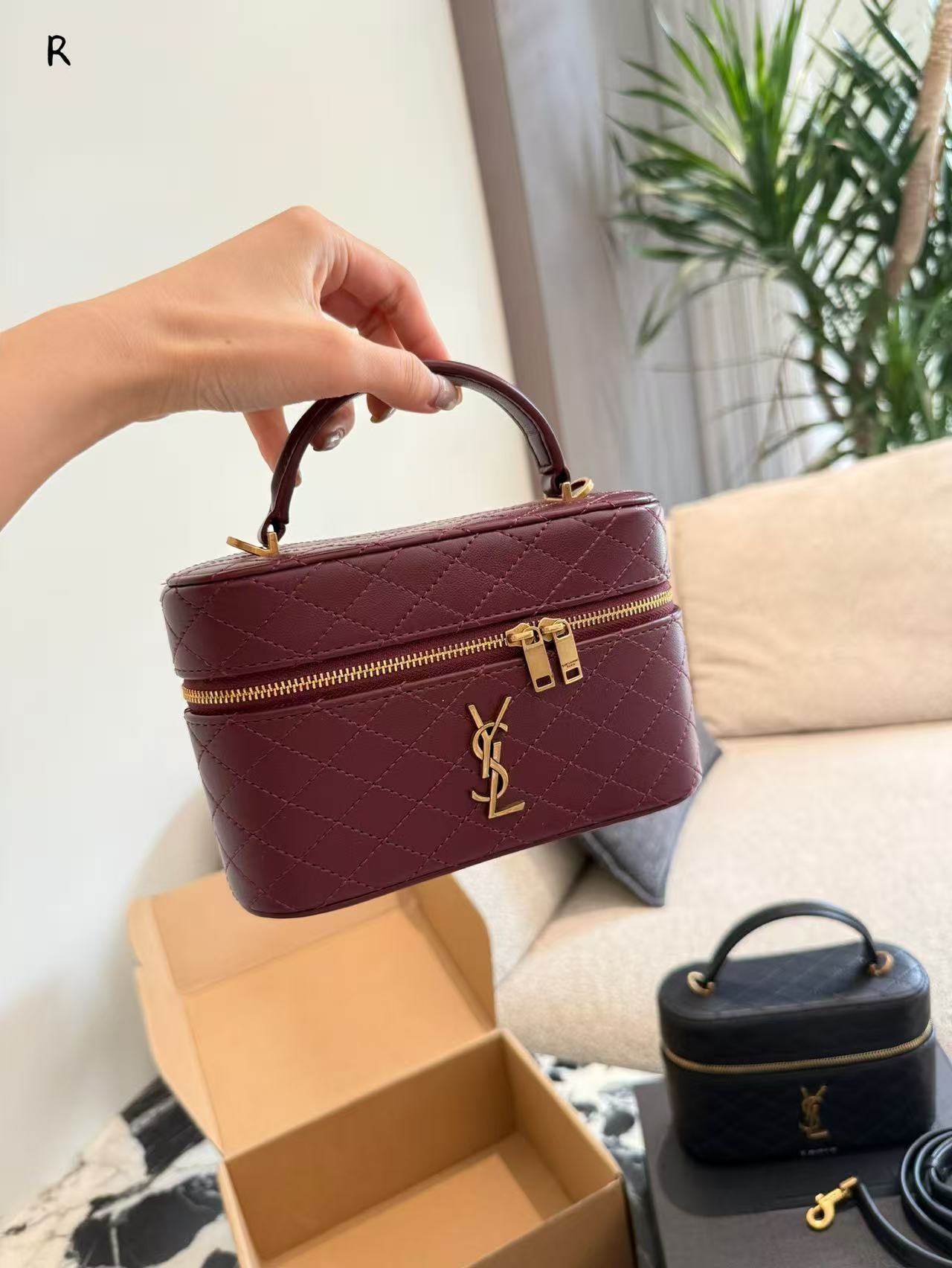 YSL Cosmetic Bag - Image 4