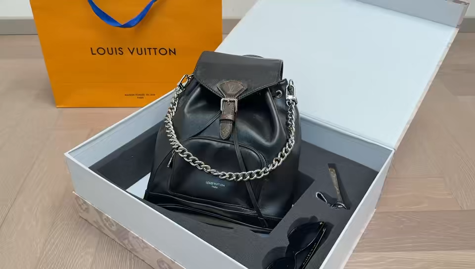 LV New Backpack - Image 2