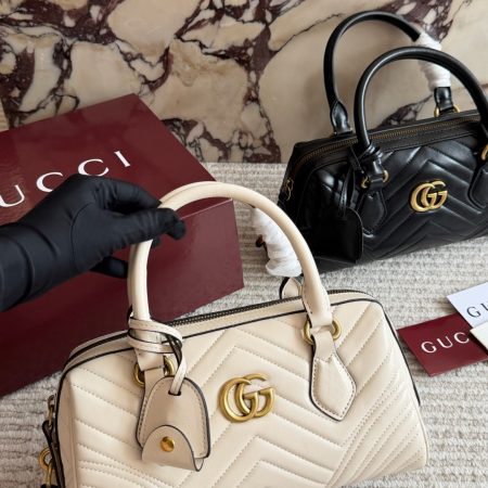 Gucci GG Marmont small top Bag - Image 2