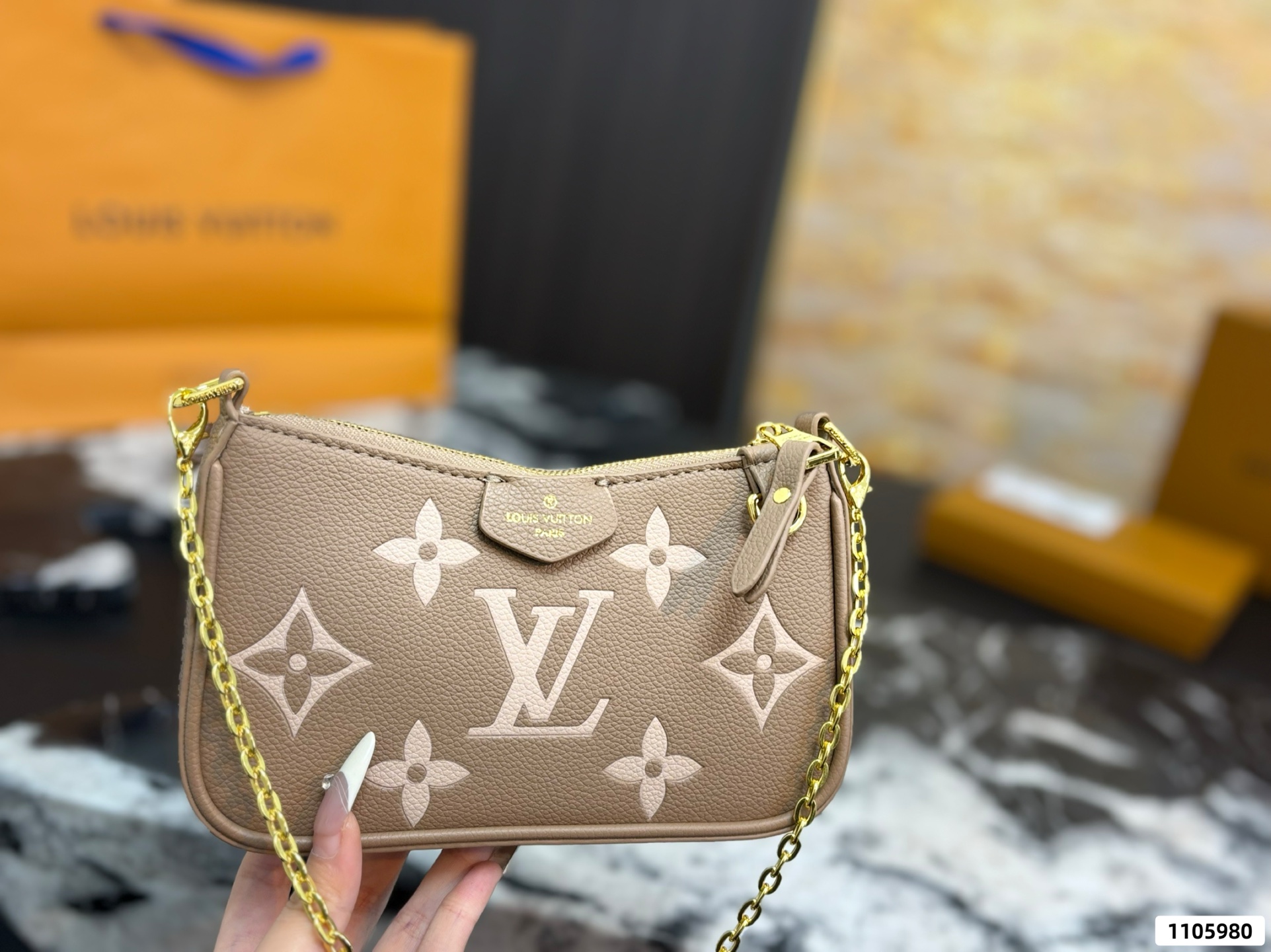 LV's Latest Mahjong Coin Purse - Image 7