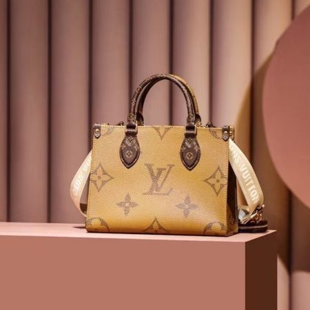 LV OnTheGo PM Tote Bag - Image 6