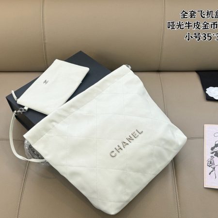 Chanel 22 Shopping Bag - Image 3