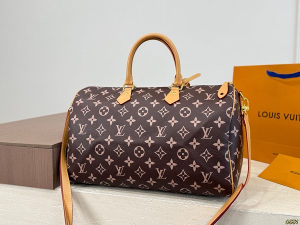LV Speedy 40 Bag