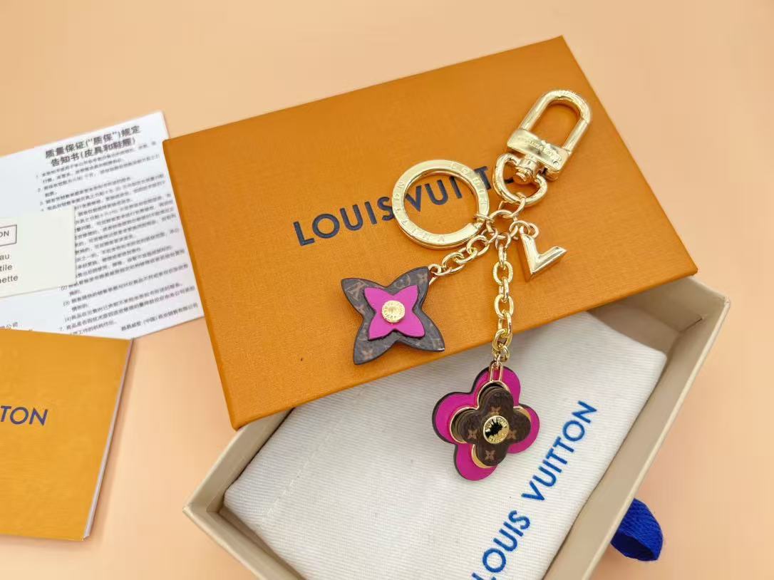 LV Flower Bagchain Keychain - Image 3
