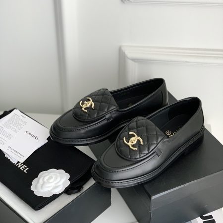 Chanel Retro Loafers - Image 3