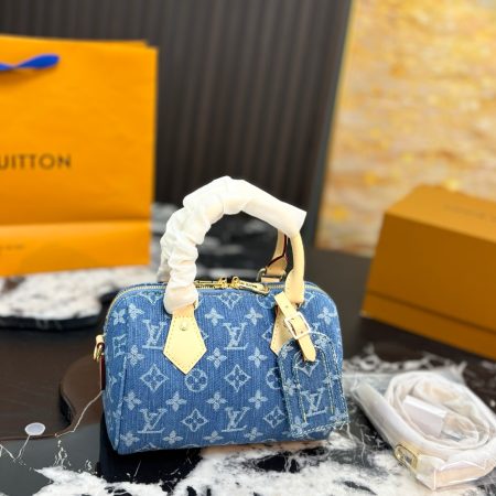 LV Speedy 20 Bag - Image 5