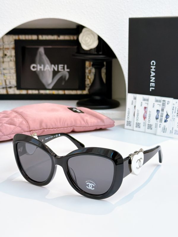 Chanel Fashionable Sunglasses Top Quality