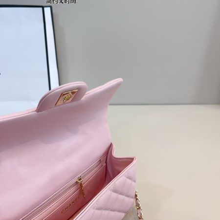 Chanel Chain Handle Bag - Image 9
