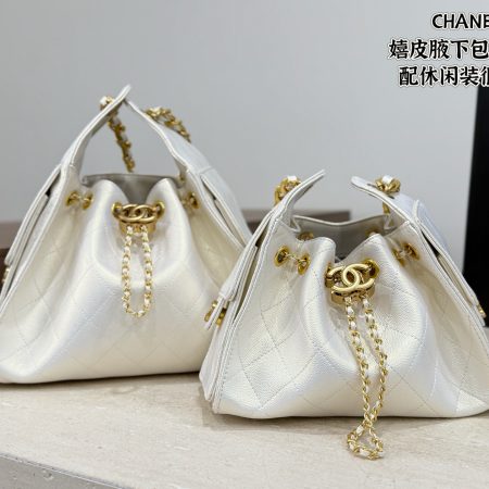 Chanel Hobo Bag - Image 2