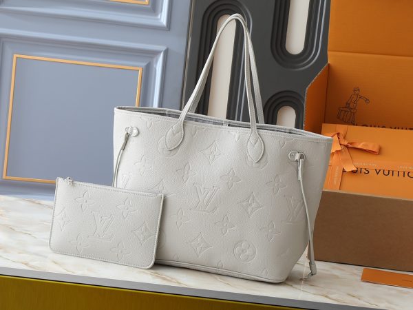 LV Neverfull Medium Handbag