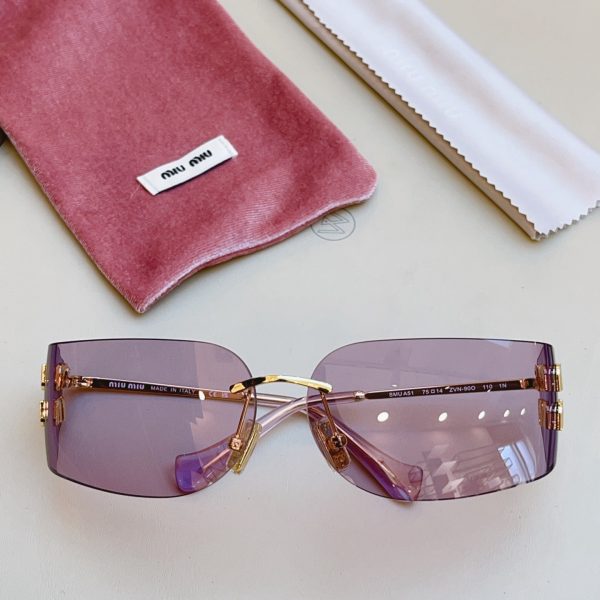 Miu Miu Fashion Sunglasses