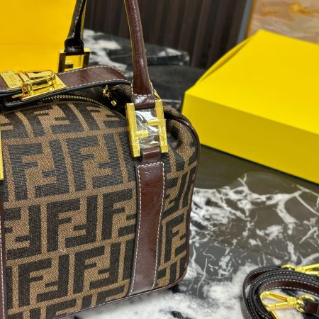 Fendi Baguette Handbag - Image 6
