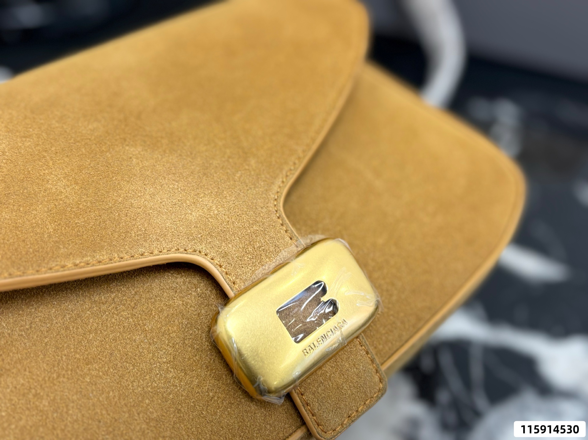 Balenciaga Underarm Bag - Image 9