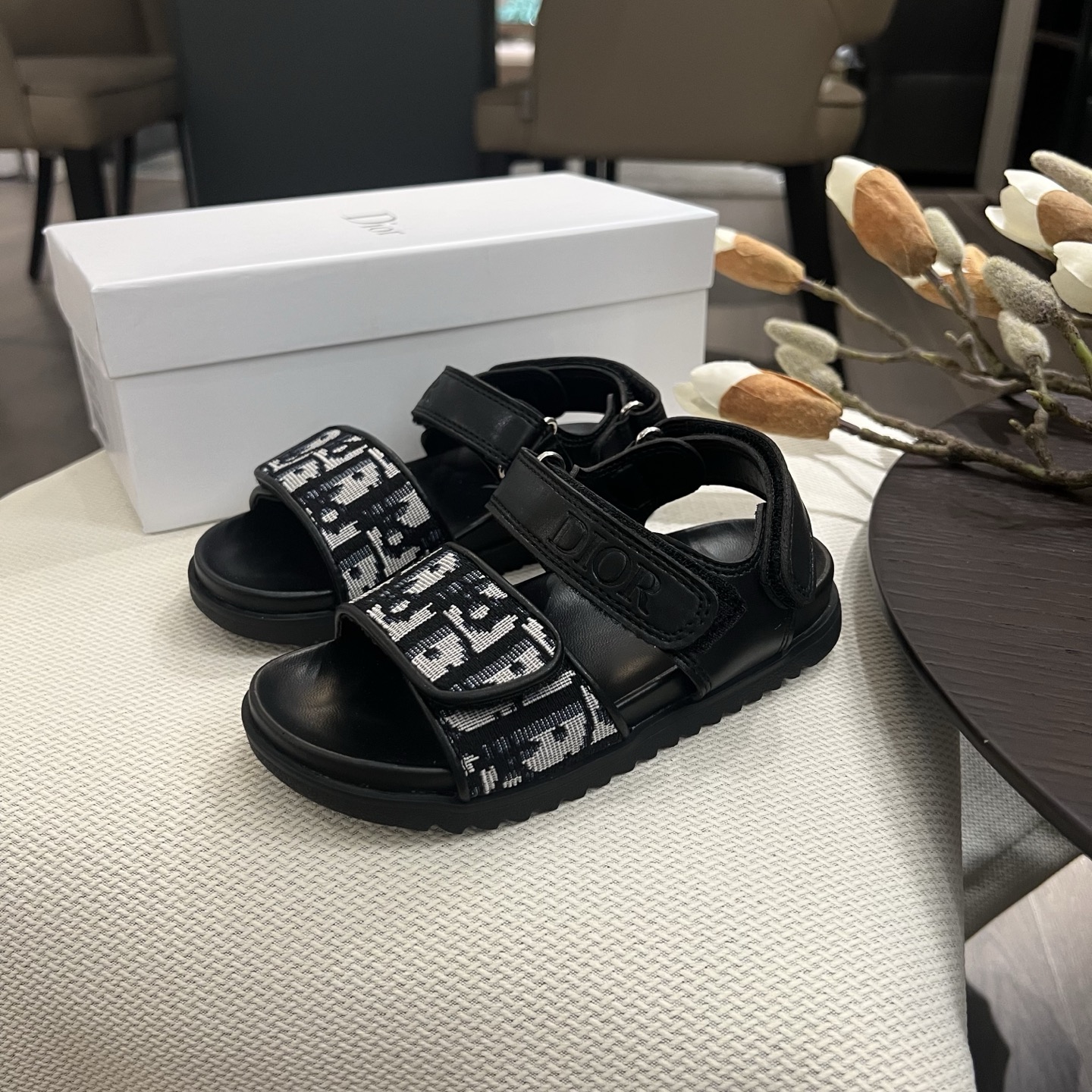 Dior Children's Velcro Sandals - Image 2