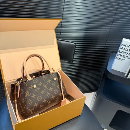 LV Montagne Bag - Image 3