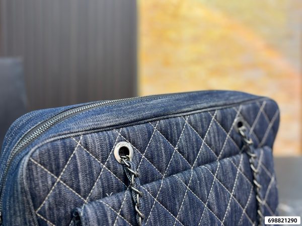 Chanel Chain Tote Bag