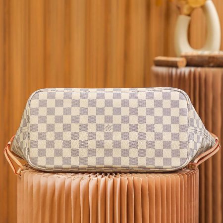 LV Neverfull MM Bag Mirror Version - Image 3