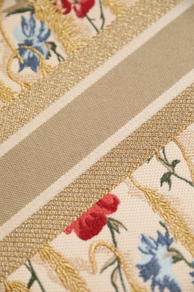 Dior Book Tote Natural Multicolor Raffia Embroidered With Dior Petites Fleurs - Image 6