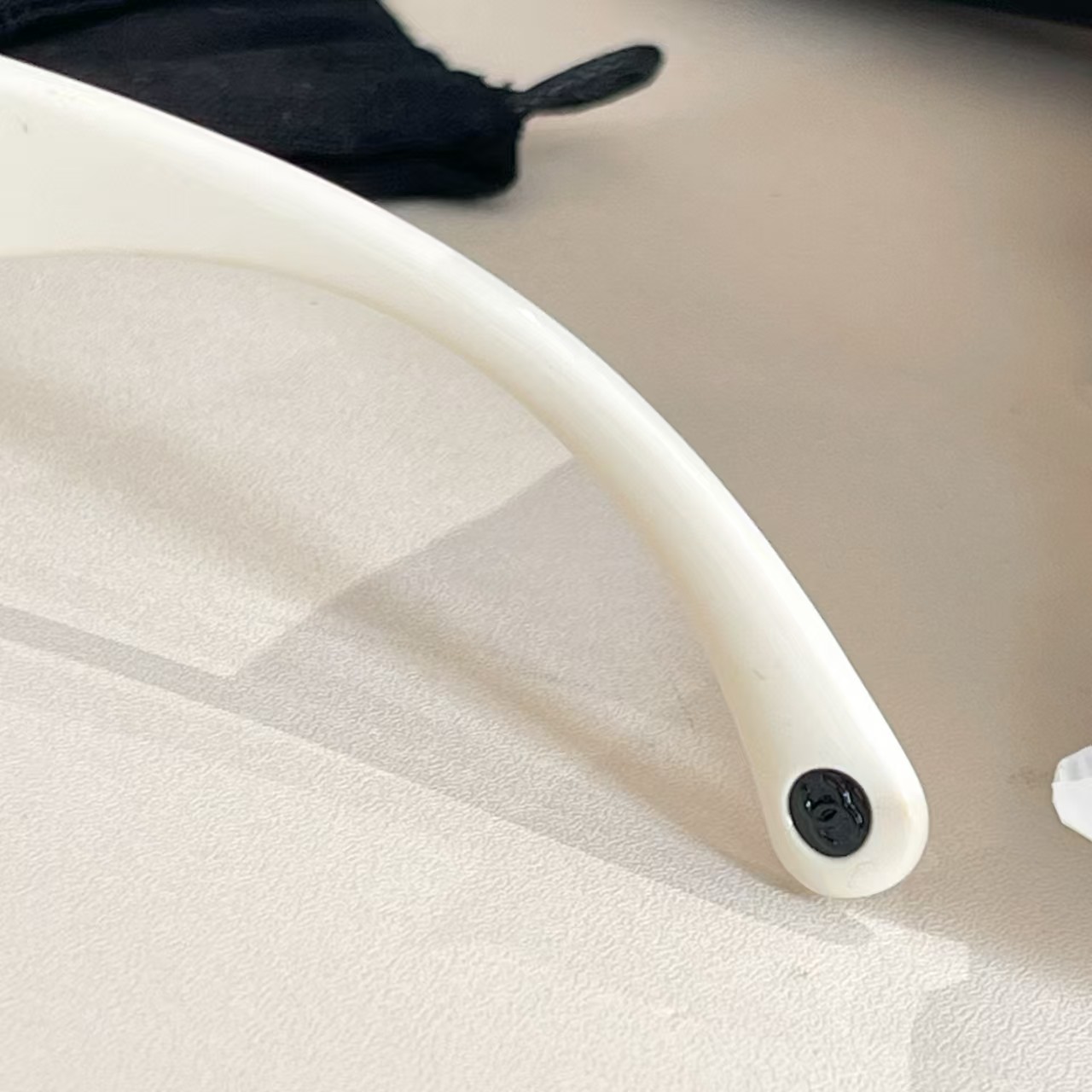 Chanel Sunglasses CH6056 - Black & White Polarized - Image 8