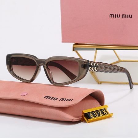 Miu Miu Fashionable Sunglasses - Image 6