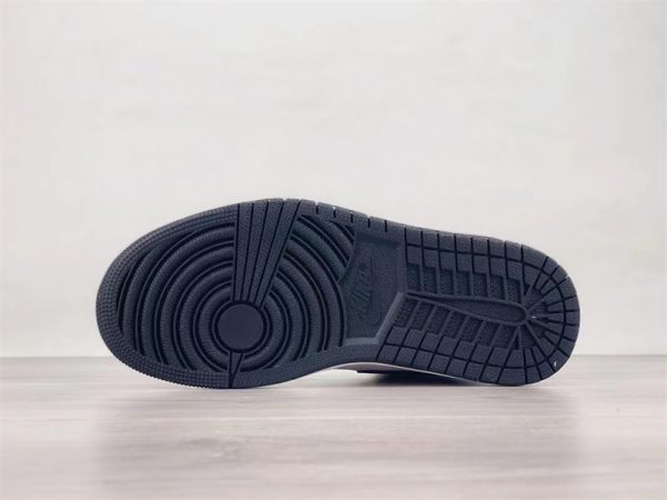 Jordan 1 MidCarbon Fiber DD1649-001