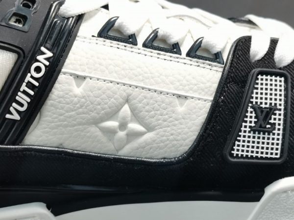 LV Trainer White Black Panda
