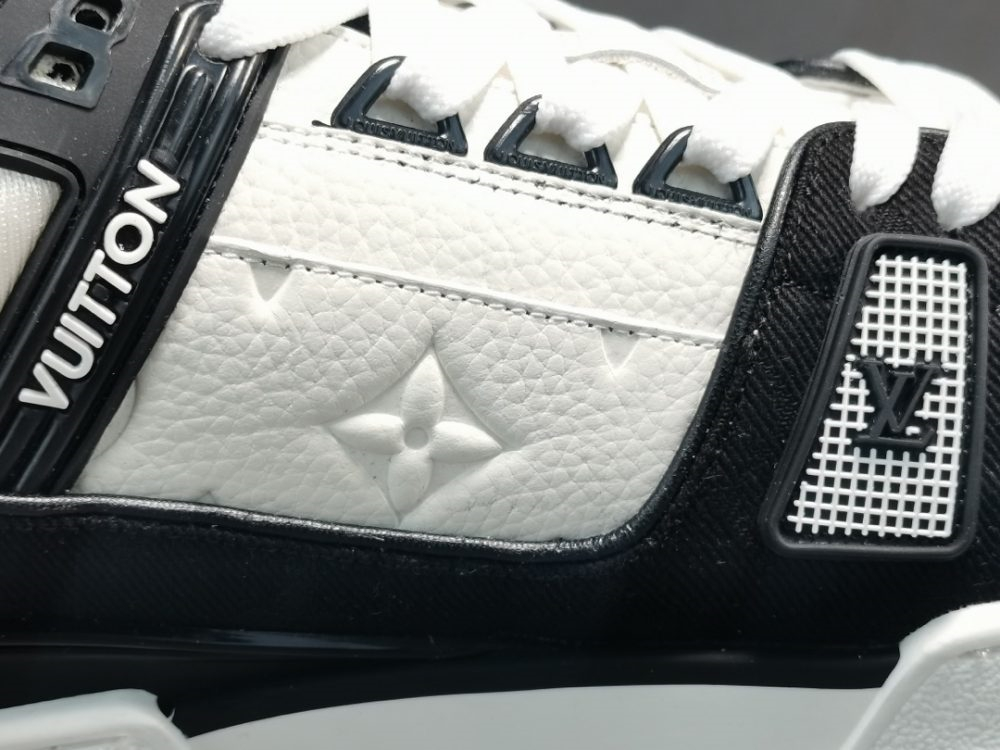 LV Trainer White Black Panda - Image 3