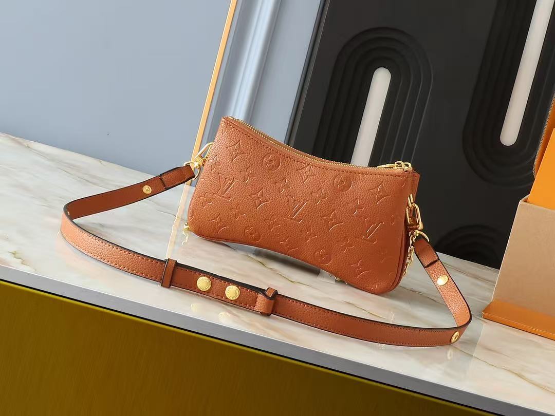 LV Pochette Shoulder Bag - Image 7