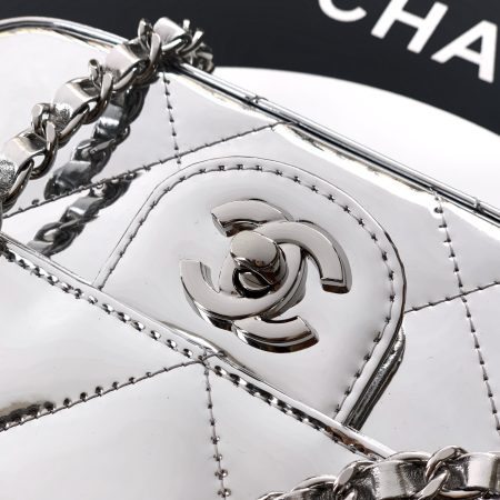 Chanel Small Clutch with Chain Bag - 10A Mirror Version - Image 7