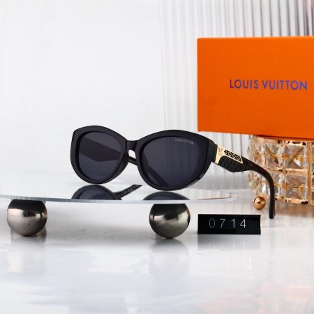LV Fashionable Sunglasses - Image 8