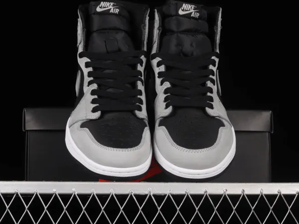 Jordan1 retro high og &ldquo;shadow 2.0"