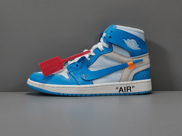 OFF-White x Jordan1 Retro OG"UNC"