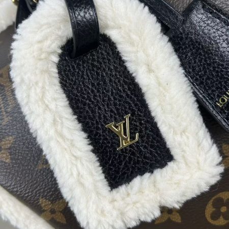 LV Speedy Soft Teddy 30 Bag - Image 5
