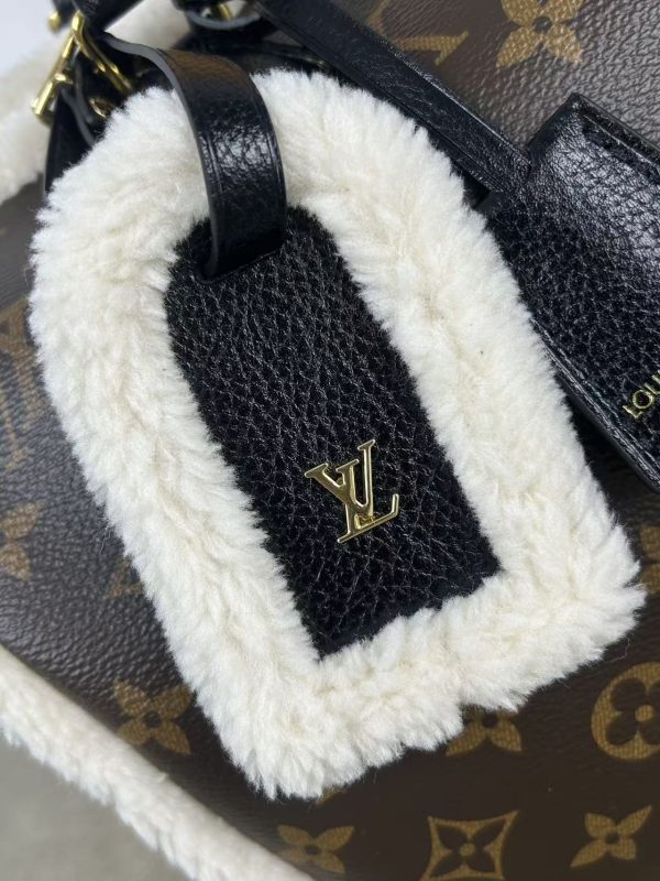 LV Speedy Soft Teddy 30 Bag