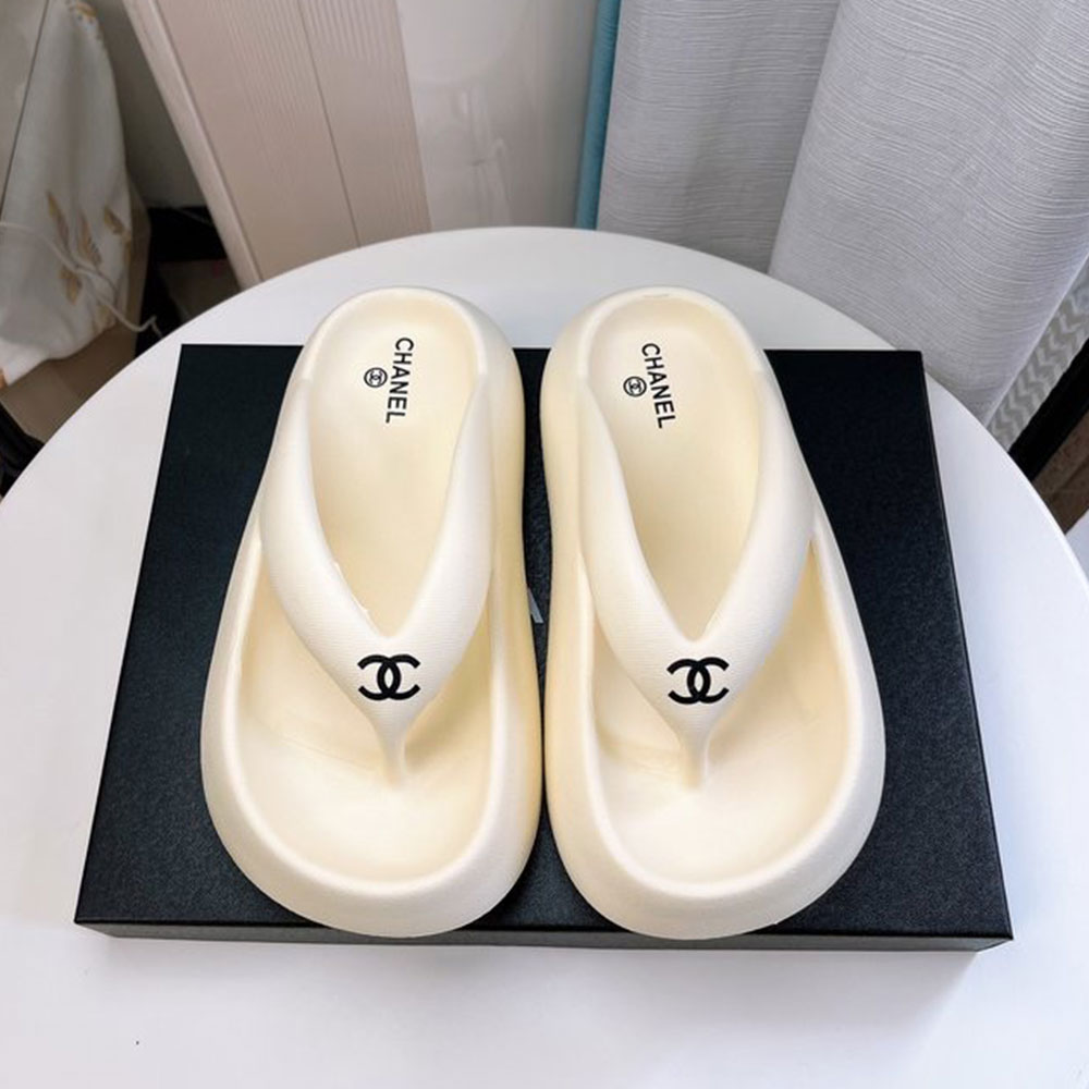 Chanel Thick-soled Beach Flip-flops Slide Sandal - Image 6