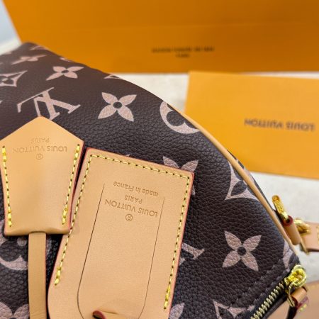 LV Speedy 40 Bag - Image 10