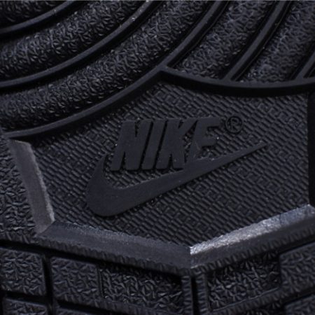 Air Jordan 1 Retro High OG 555088-010 - Image 6
