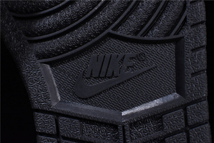 Air Jordan 1 Retro High OG 555088-010 - Image 6