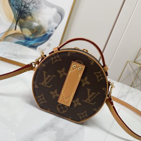 LV Boite Chapeau Bag - Image 8