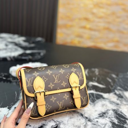 LV Satchel Wearable Wallet Bags - Image 1