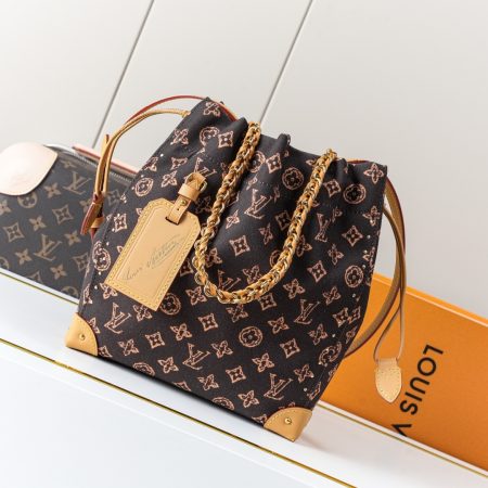 LV Noé Trunk Handbag