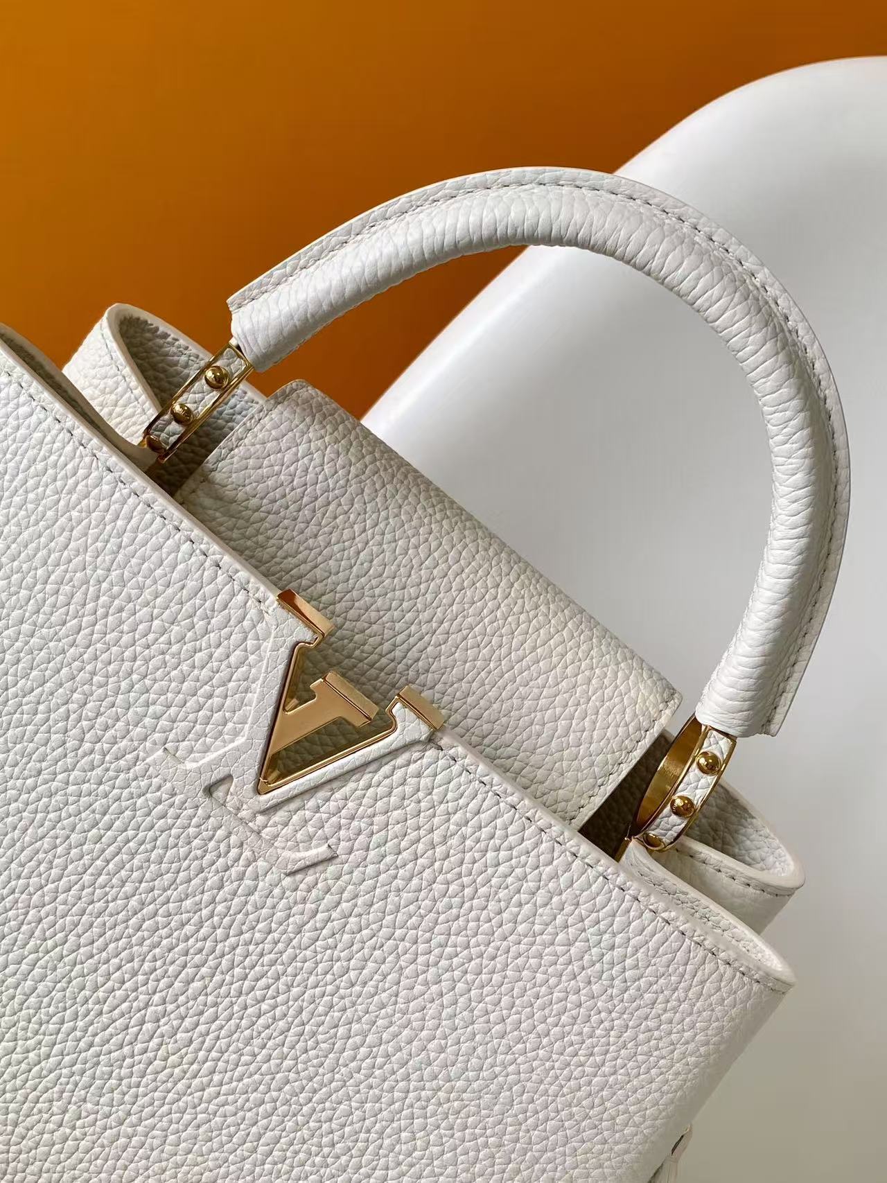 LV Borsa Capucines BB Top Quality - Image 5