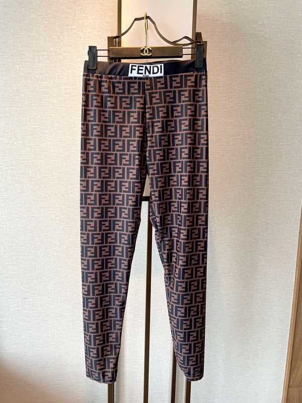 FEND YOGA SET