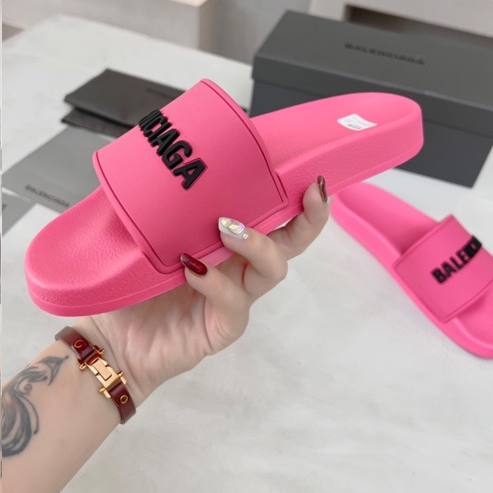 Balenciaga  Fashionable Flat Sandals Slide Sandal - Image 9