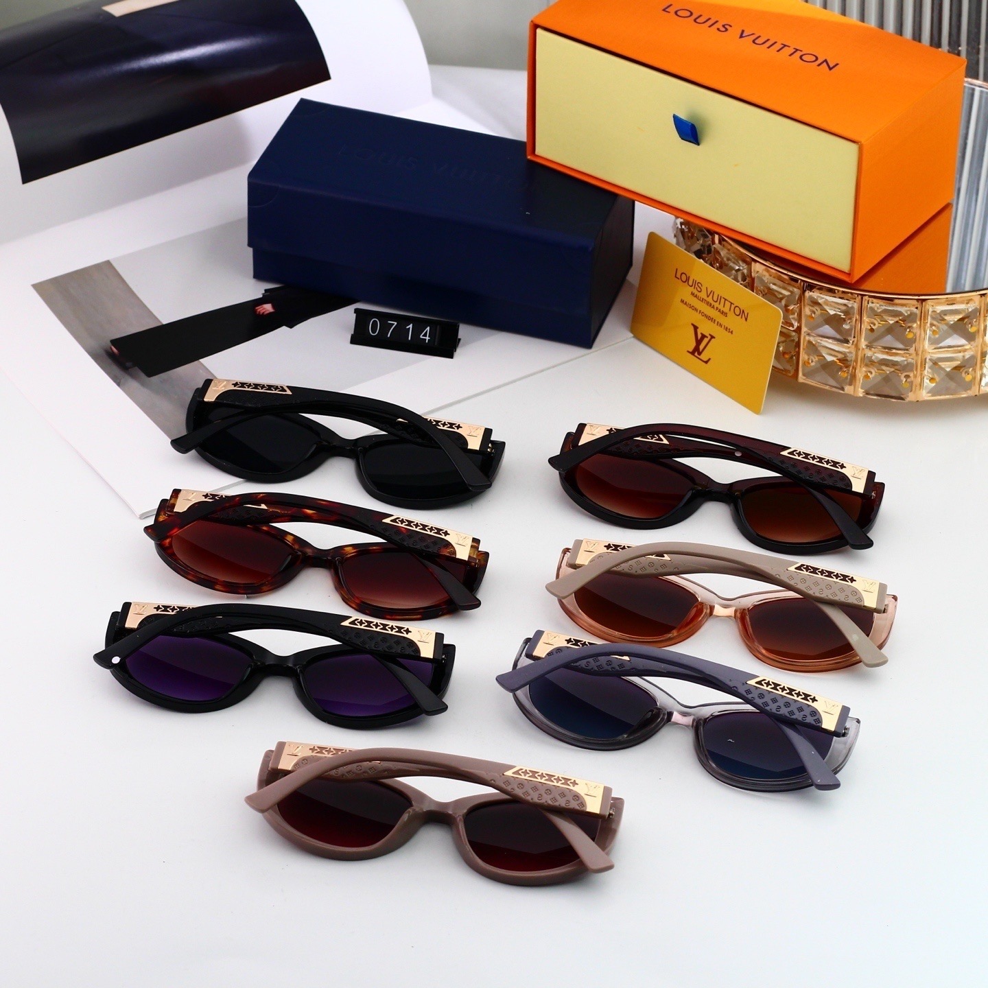 LV Fashionable Sunglasses - Image 2