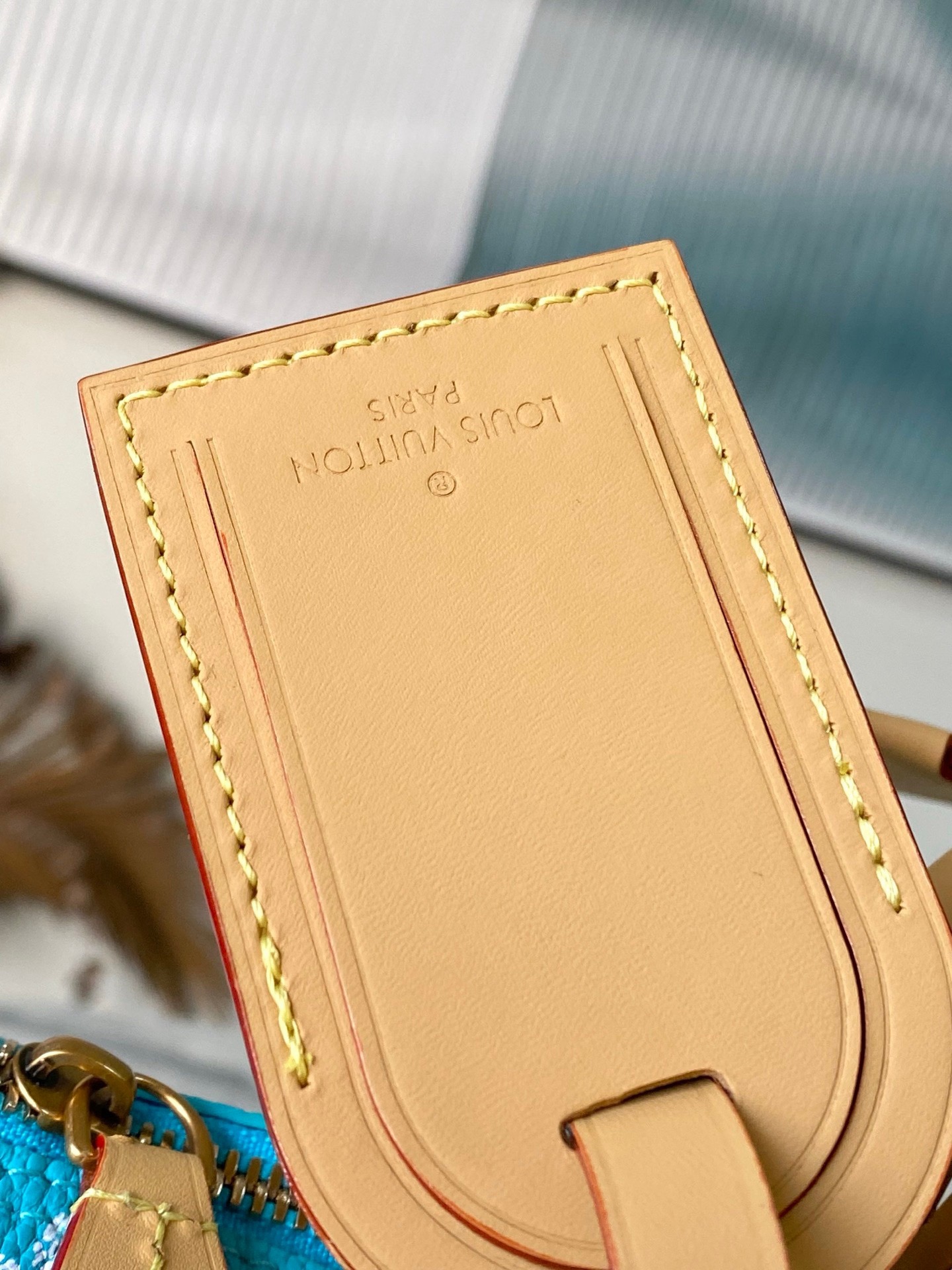 LV Speedy P9 30cm Bag Top Quality - Image 5