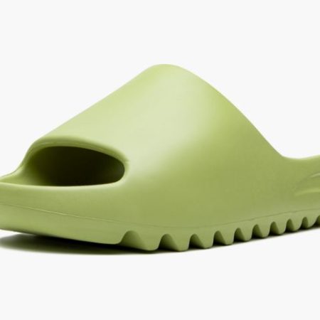 Yeezys Slide “ Resin" - Image 2